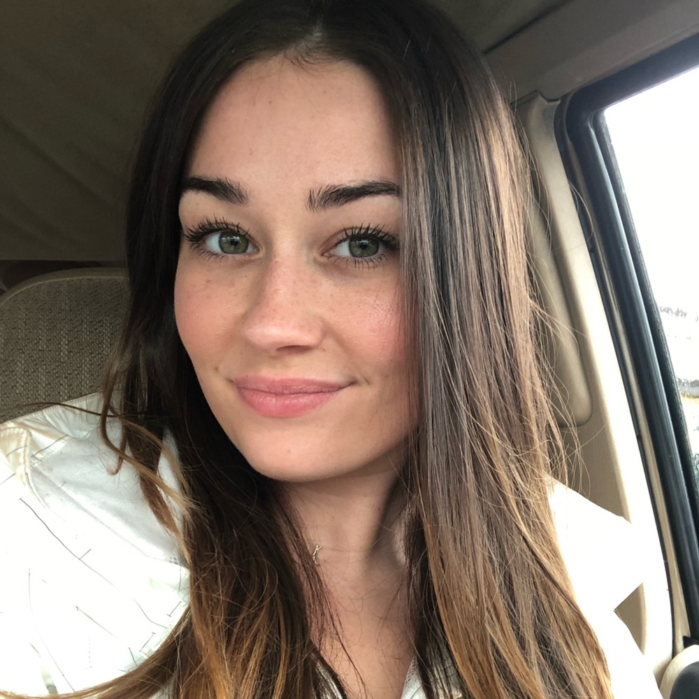 Meet your Posher, Holly